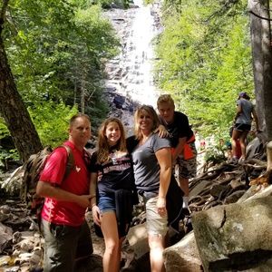 Meet your Posher, Tonya